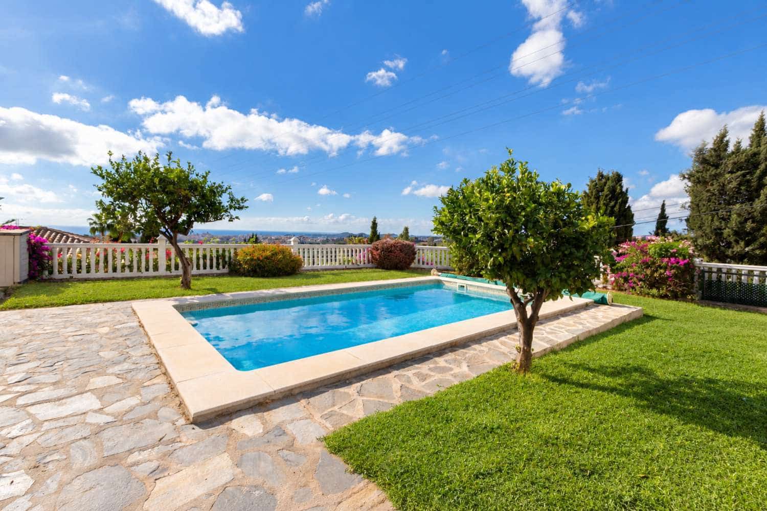 3 bedroom Villa for sale in Mijas with pool garage - € 900,000 (Ref: 10118709)