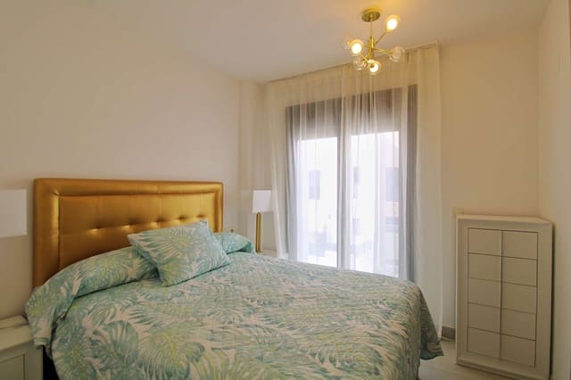 3 bedroom Terraced Villa for rent in Alhaurín de la Torre with pool - € 1,995 (Ref: 10148277)