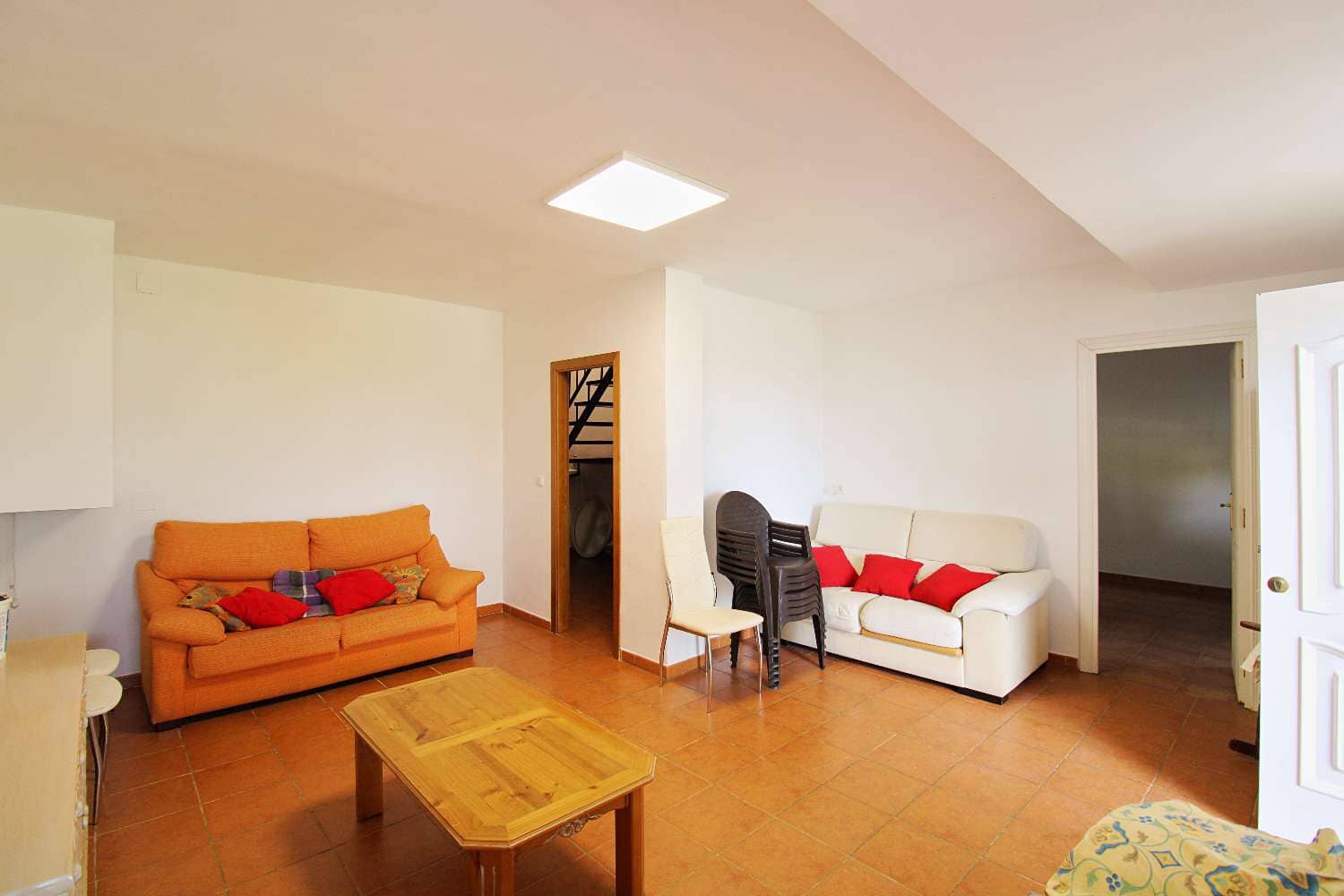 5 Zimmer Villa zu vermieten in Alhaurin de la Torre mit Pool Garage - 2.500 € (Ref: 10148278)
