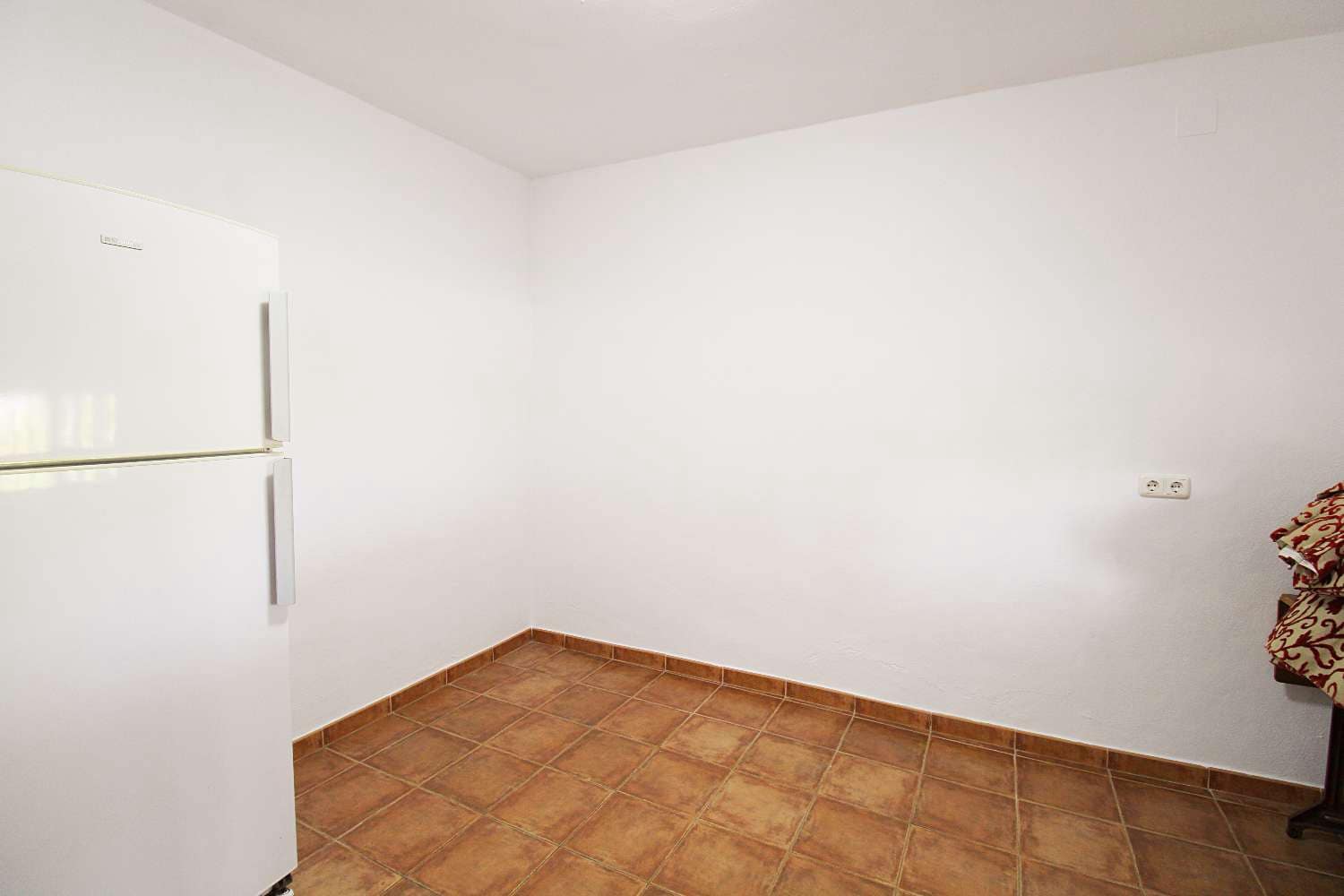 5 Zimmer Villa zu vermieten in Alhaurin de la Torre mit Pool Garage - 2.500 € (Ref: 10148278)