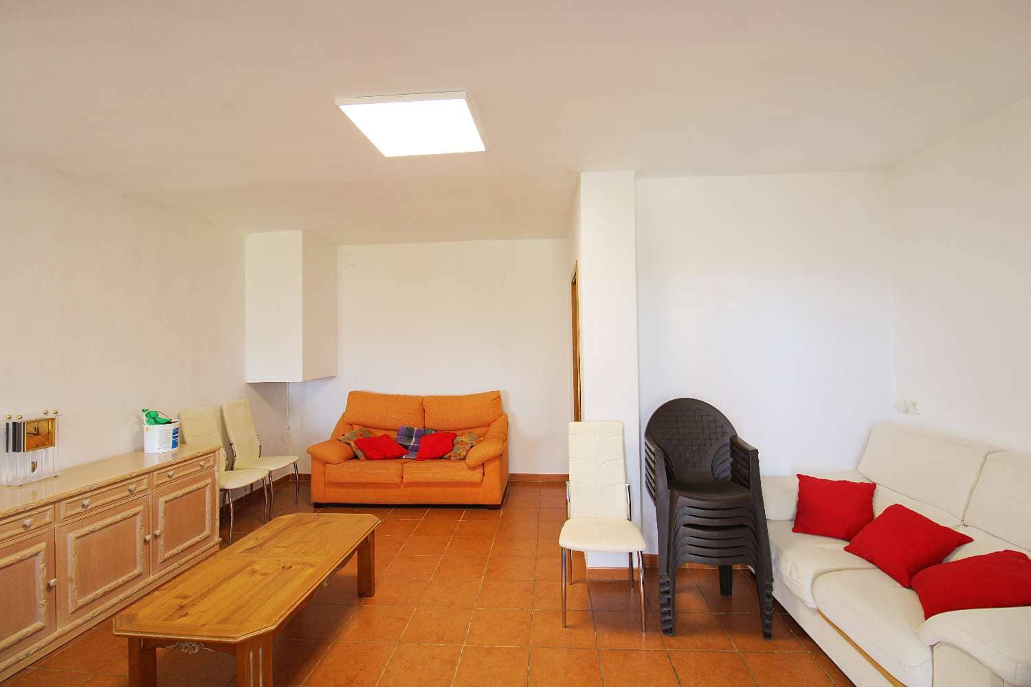 5 Zimmer Villa zu vermieten in Alhaurin de la Torre mit Pool Garage - 2.500 € (Ref: 10148278)