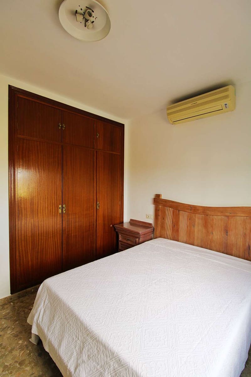 5 Zimmer Villa zu vermieten in Alhaurin de la Torre mit Pool Garage - 2.500 € (Ref: 10148278)