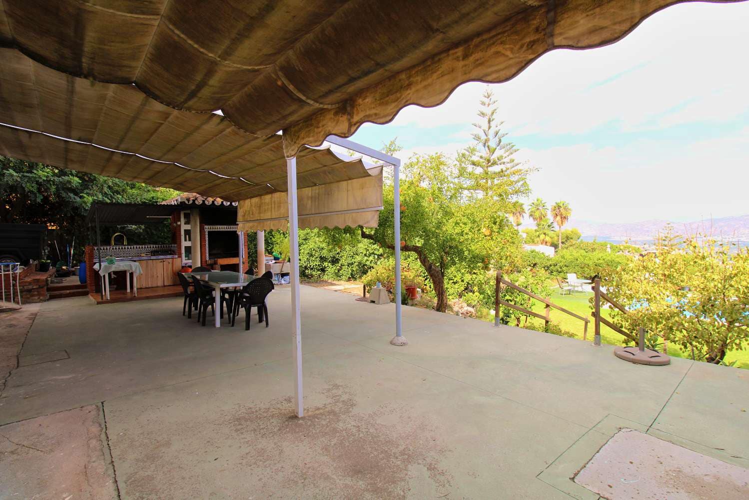 5 Zimmer Villa zu vermieten in Alhaurin de la Torre mit Pool Garage - 2.500 € (Ref: 10148278)