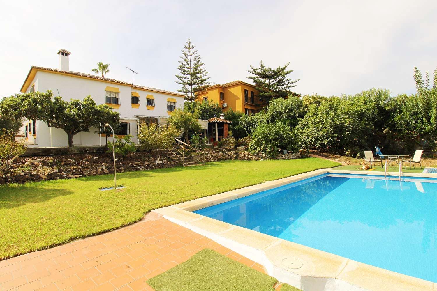 5 Zimmer Villa zu vermieten in Alhaurin de la Torre mit Pool Garage - 2.500 € (Ref: 10148278)