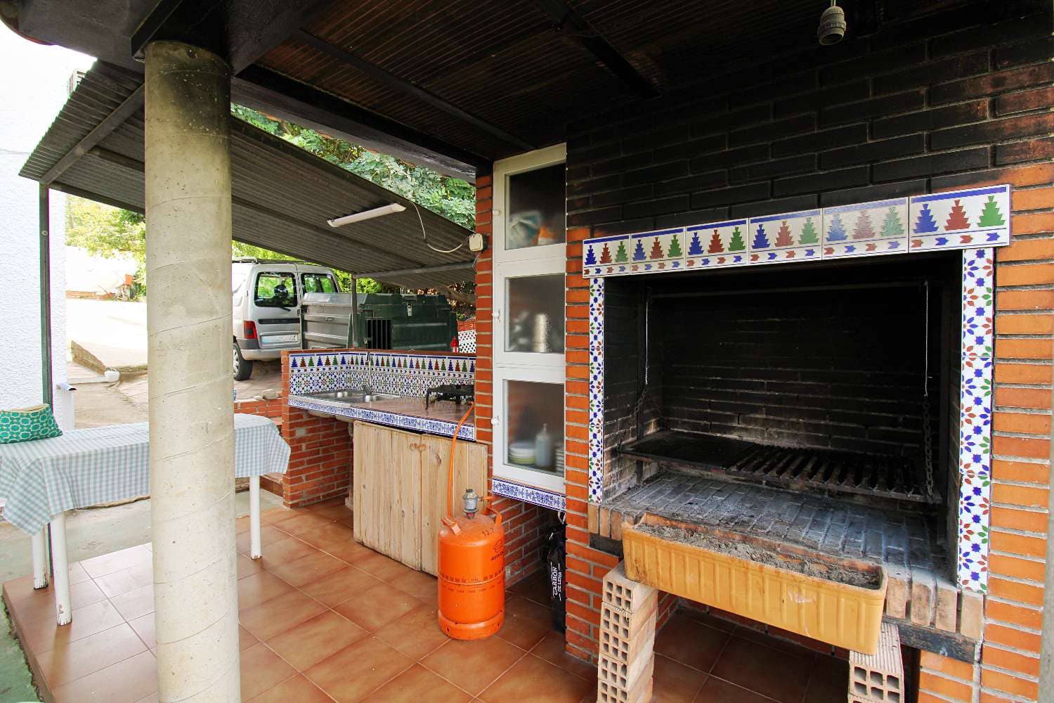 5 Zimmer Villa zu vermieten in Alhaurin de la Torre mit Pool Garage - 2.500 € (Ref: 10148278)
