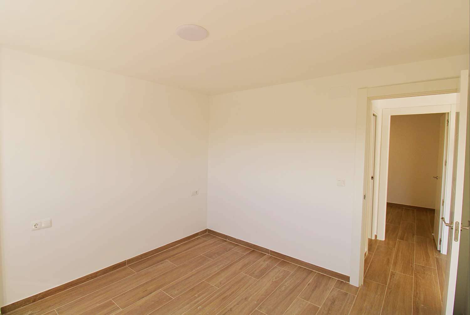 3 sypialnia Mieszkanie do wynajęcia w Miasto Malaga - 1 490 € (Ref: 10154565)