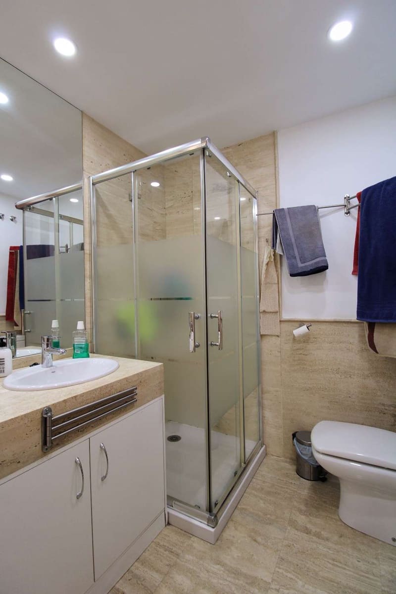 Apartamento de 2 habitaciones en Alhaurín de la Torre en venta con piscina garaje - 365.000 € (Ref: 10184149)
