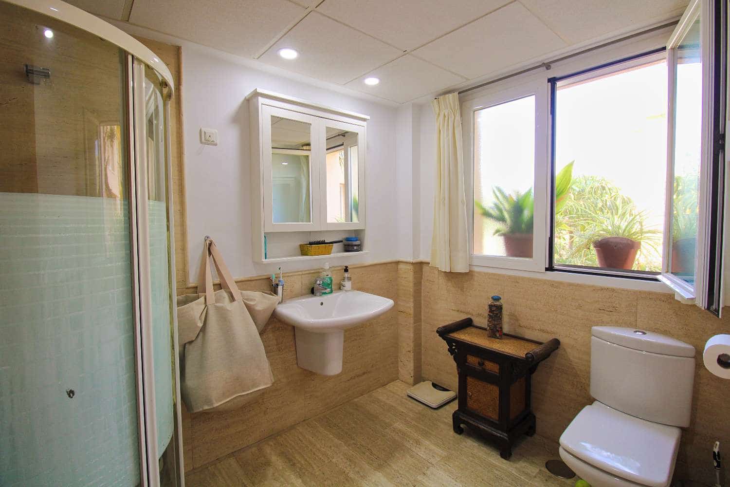 Apartamento de 2 habitaciones en Alhaurín de la Torre en venta con piscina garaje - 365.000 € (Ref: 10184149)