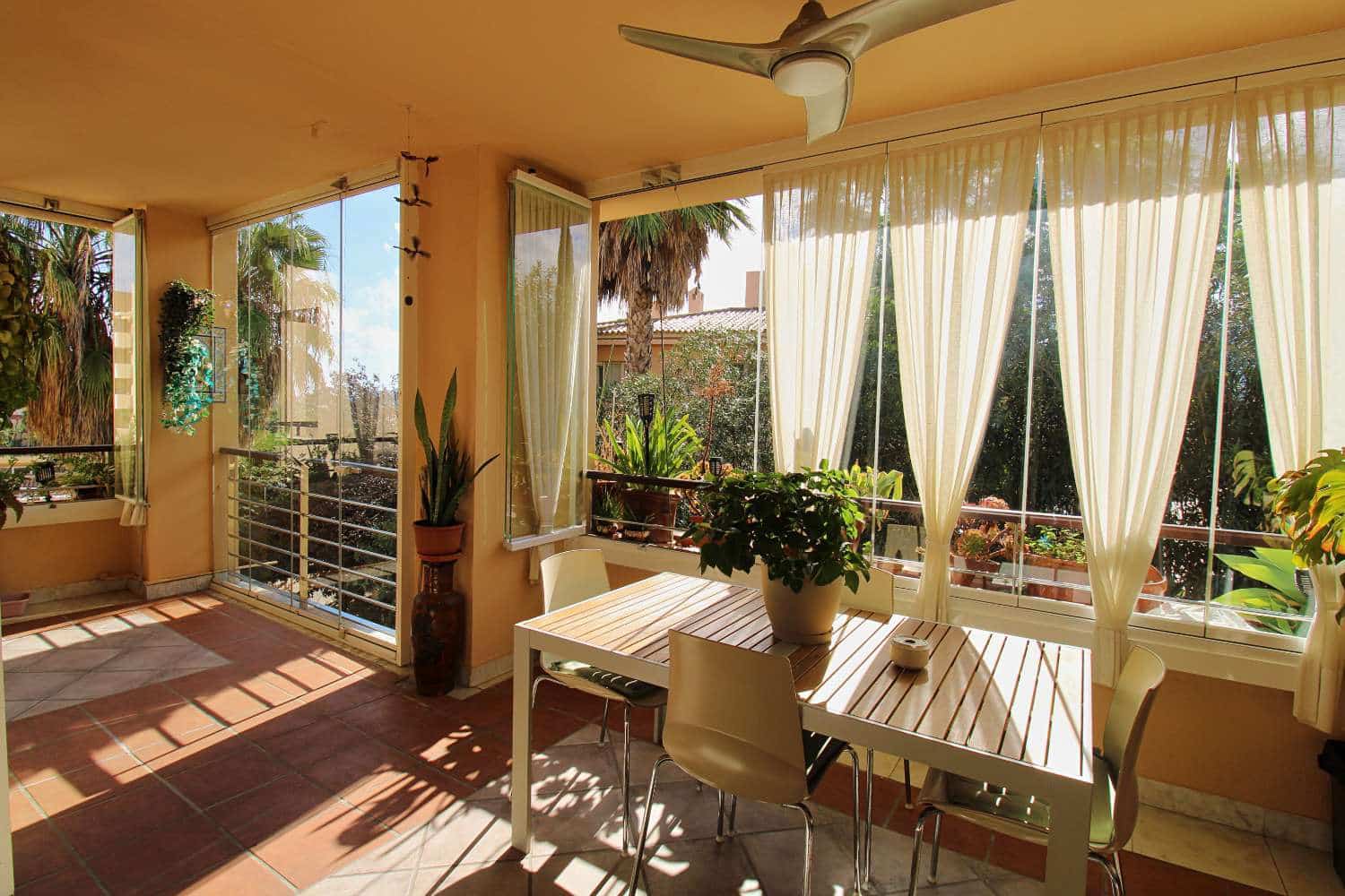 Apartamento de 2 habitaciones en Alhaurín de la Torre en venta con piscina garaje - 365.000 € (Ref: 10184149)
