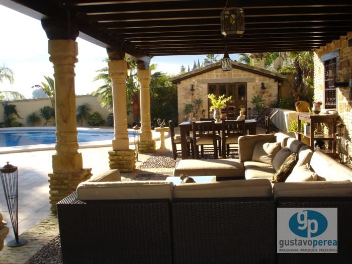 7 soveværelse Finca/Landehus til salg i Alhaurin de la Torre med swimmingpool - € 1.900.000 (Ref: 3100017)