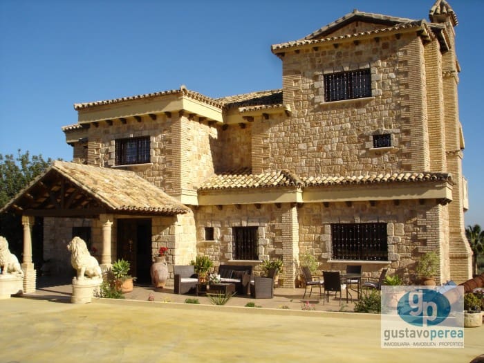 7 soveværelse Finca/Landehus til salg i Alhaurin de la Torre med swimmingpool - € 1.900.000 (Ref: 3100017)