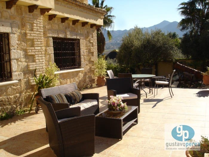 7 soveværelse Finca/Landehus til salg i Alhaurin de la Torre med swimmingpool - € 1.900.000 (Ref: 3100017)