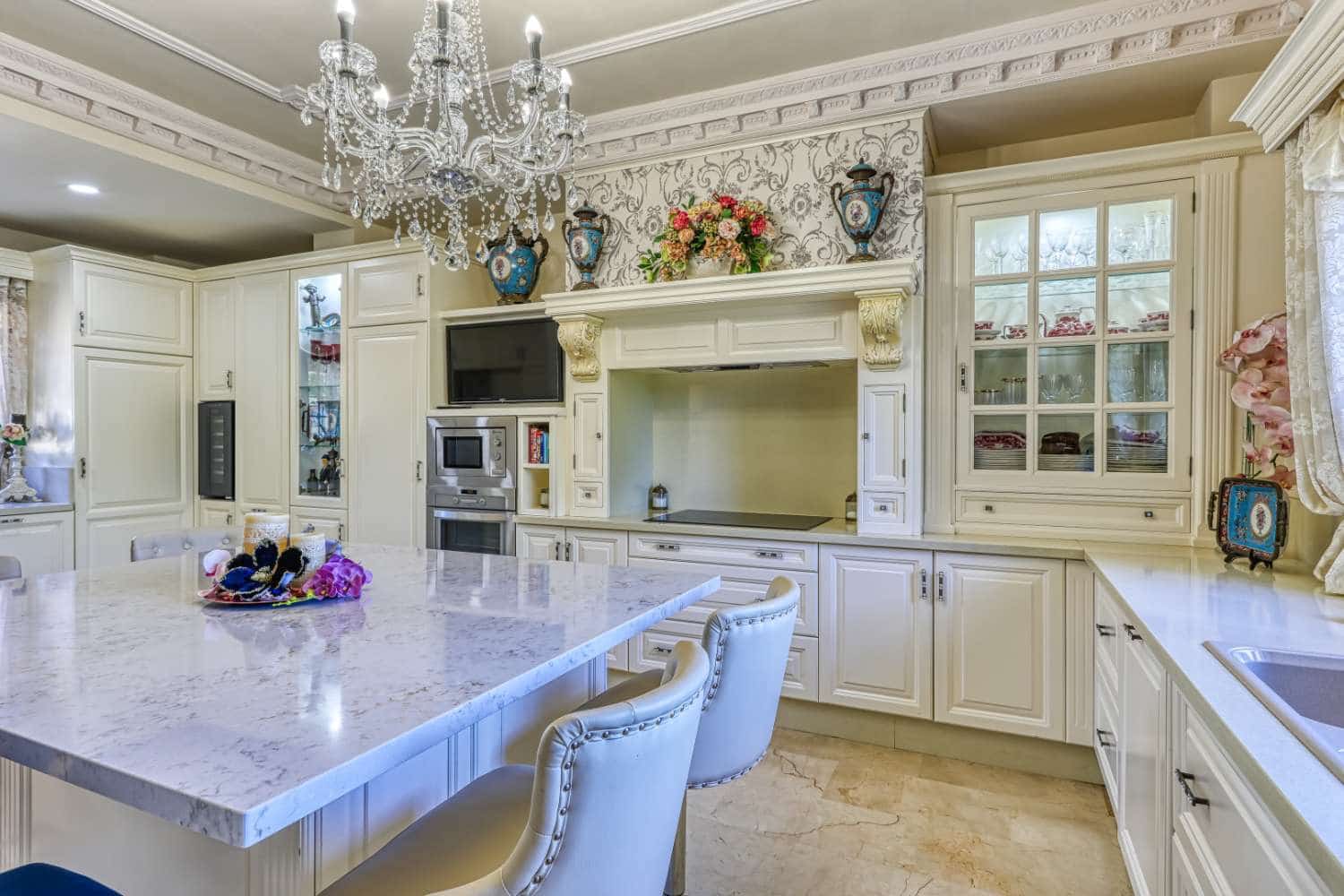 Finca/Casa Rural de 8 habitaciones en Alhaurín de la Torre en venta con piscina - 1.900.000 € (Ref: 3100017)