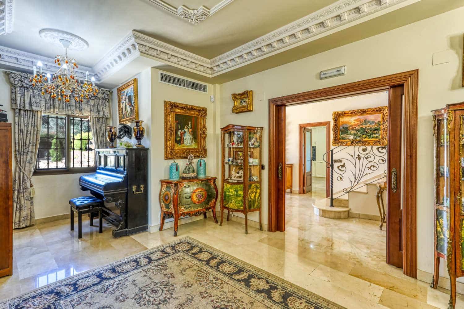 Finca/Casa Rural de 8 habitaciones en Alhaurín de la Torre en venta con piscina - 1.900.000 € (Ref: 3100017)