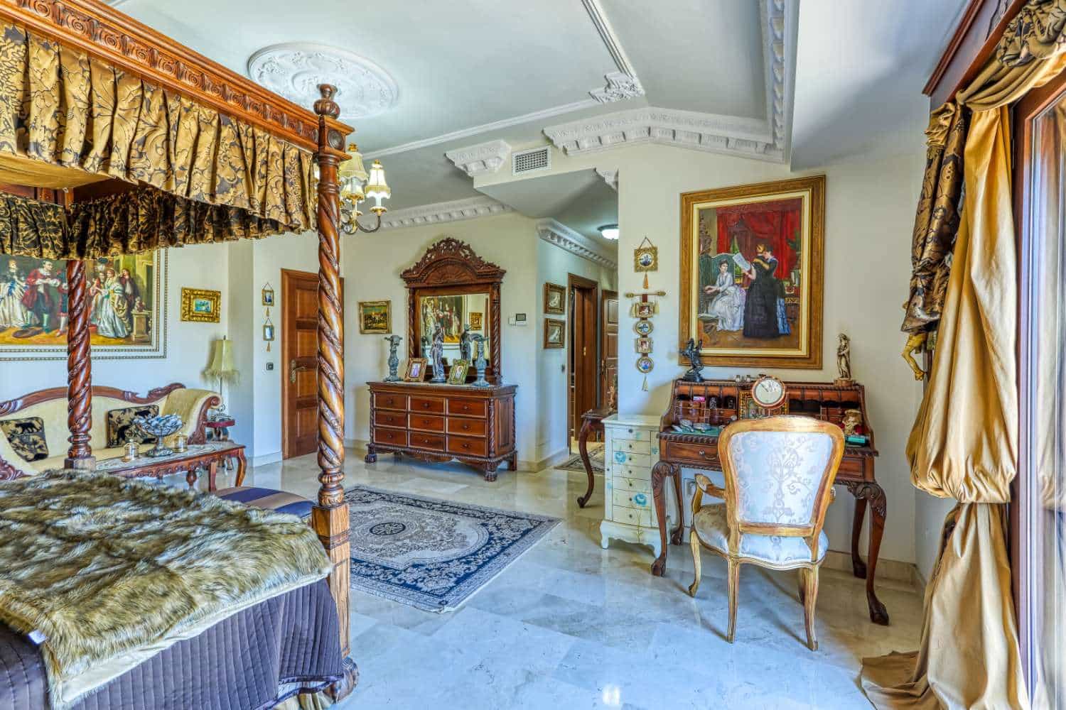 Finca/Casa Rural de 8 habitaciones en Alhaurín de la Torre en venta con piscina - 1.900.000 € (Ref: 3100017)