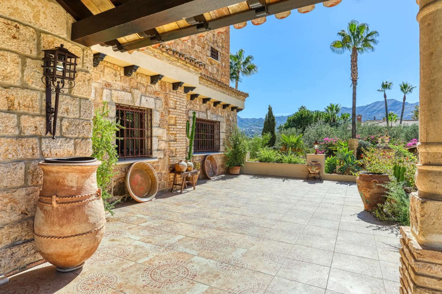 Finca/Casa Rural de 8 habitaciones en Alhaurín de la Torre en venta con piscina - 1.900.000 € (Ref: 3100017)