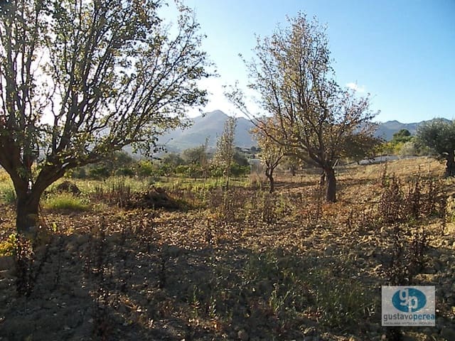 Finca/Landehus til salg i Alhaurín de la Torre - € 99.000 (Ref: 3100135)