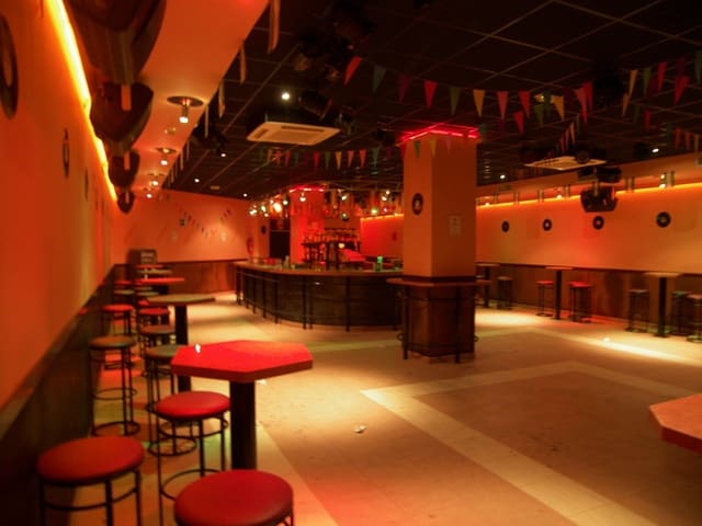 Commercieel te koop in Periana - € 1.200.000 (Ref: 3100137)