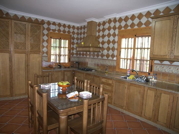 Erhverv til salg i Periana - € 1.200.000 (Ref: 3100137)