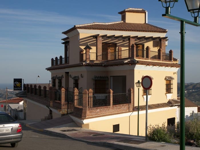 Erhverv til salg i Periana - € 1.200.000 (Ref: 3100137)