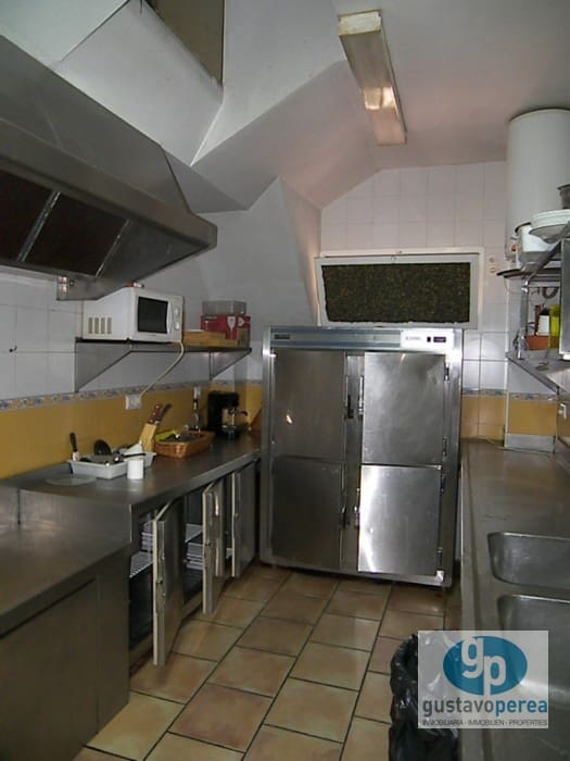 Commercial for sale in Alhaurin de la Torre - € 280,000 (Ref: 3100164)