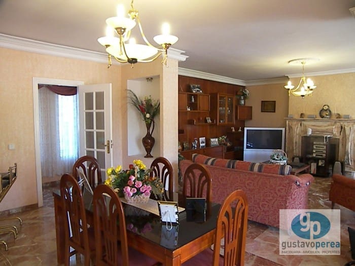 7 quarto Moradia para venda em Alhaurin de la Torre - 995 000 € (Ref: 3257984)