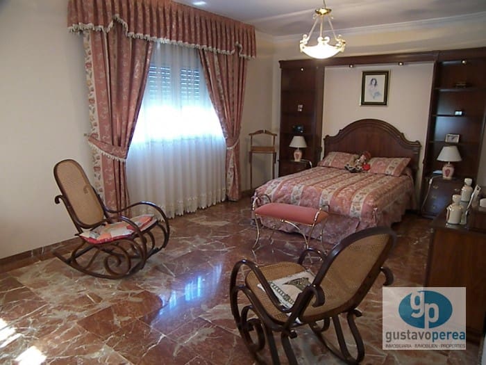 7 quarto Moradia para venda em Alhaurin de la Torre - 995 000 € (Ref: 3257984)
