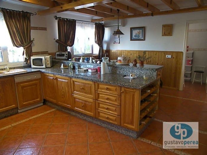 7 quarto Moradia para venda em Alhaurin de la Torre - 995 000 € (Ref: 3257984)