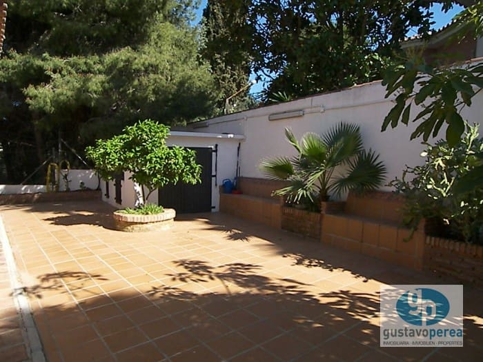 7 quarto Moradia para venda em Alhaurin de la Torre - 995 000 € (Ref: 3257984)