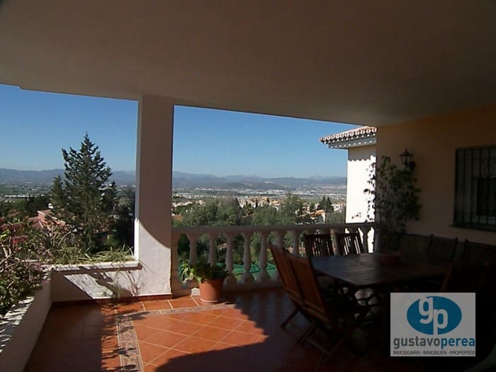 7 quarto Moradia para venda em Alhaurin de la Torre - 995 000 € (Ref: 3257984)