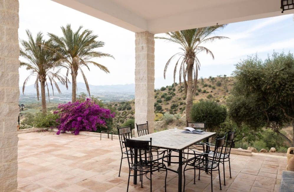 5 Zimmer Finca/Landgut zu vermieten in Cartama mit Pool - 2.500 € (Ref: 3410827)