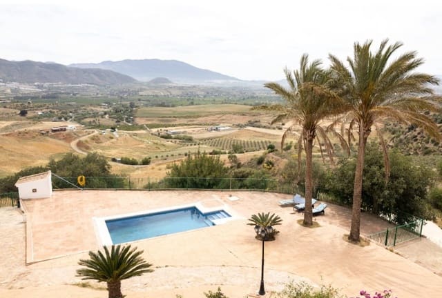 5 soveværelse Finca/Landehus til leje i Cártama med swimmingpool - € 2.500 (Ref: 3410827)
