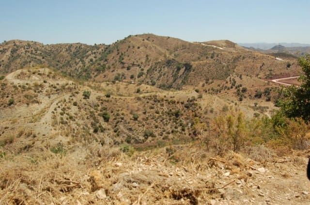 Finca/Landehus til salg i Cártama - € 600.000 (Ref: 3416547)