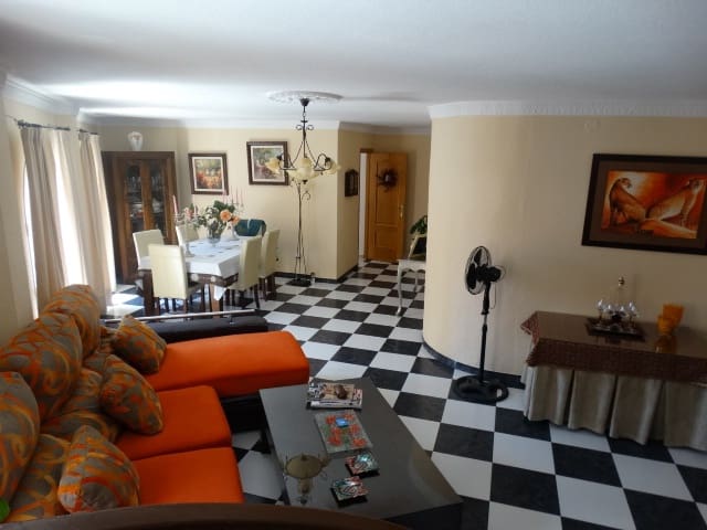 3 soveværelse Byhus til salg i Alhaurin de la Torre - € 365.000 (Ref: 3476830)