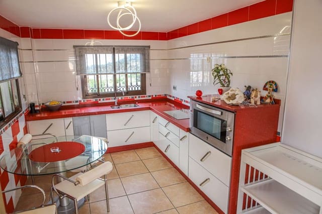 12 sypialnia Willa na sprzedaż w Alhaurín de la Torre - 900 000 € (Ref: 3490750)