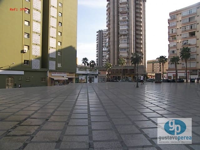 Kaupallinen myytävänä paikassa Torremolinos - 350 000 € (Ref: 3609900)