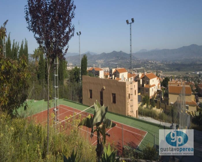 4 quarto Moradia para venda em Alhaurin de la Torre com piscina - 995 000 € (Ref: 3609941)