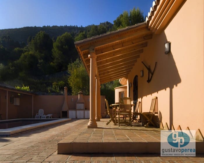 4 quarto Moradia para venda em Alhaurin de la Torre com piscina - 995 000 € (Ref: 3609941)