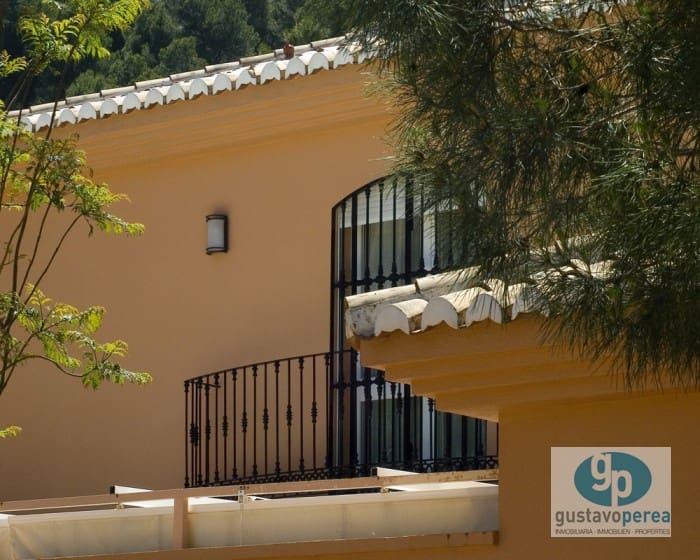 4 quarto Moradia para venda em Alhaurin de la Torre com piscina - 995 000 € (Ref: 3609941)