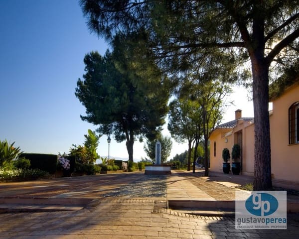 4 quarto Moradia para venda em Alhaurín de la Torre com piscina - 995 000 € (Ref: 3609941)