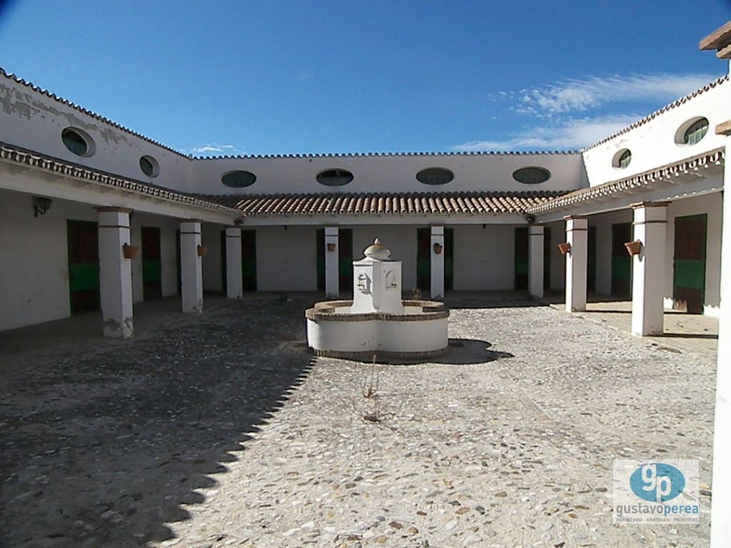 Byggegrund til salg i Almayate - € 3.500.000 (Ref: 3609954)