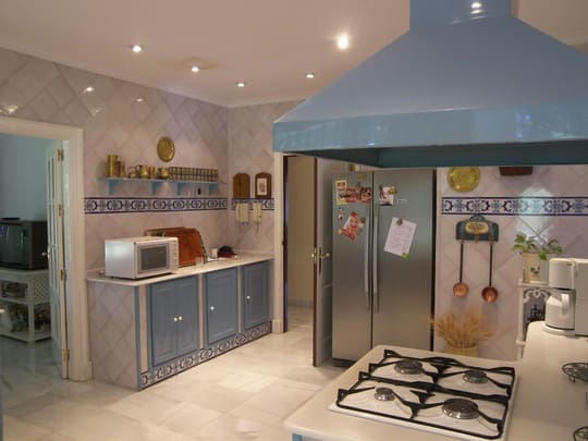 6 quarto Moradia para venda em Alhaurin de la Torre com piscina - 1 350 000 € (Ref: 3610002)