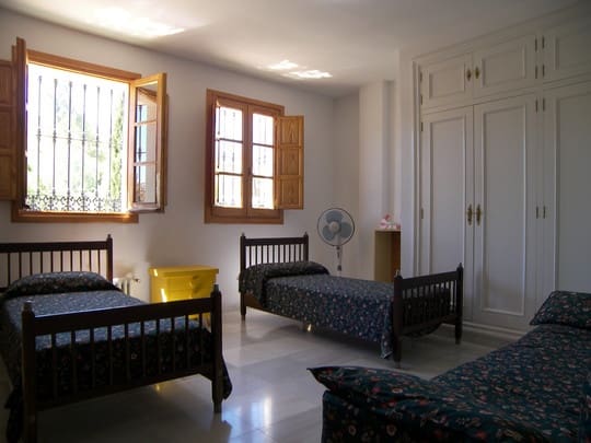 6 quarto Moradia para venda em Alhaurin de la Torre com piscina - 1 350 000 € (Ref: 3610002)