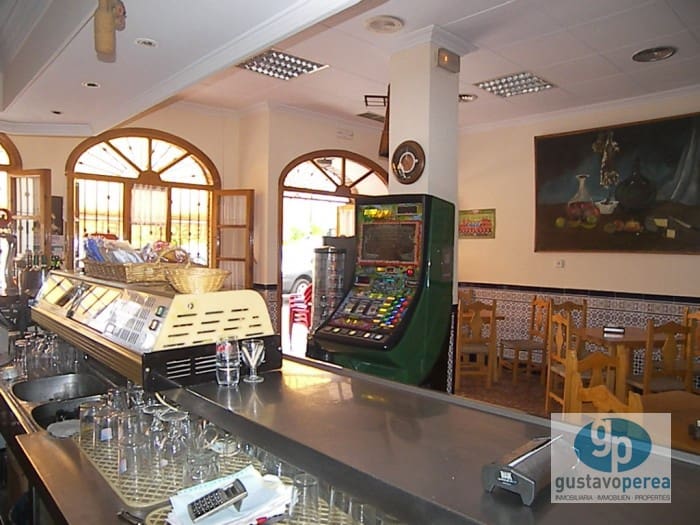 Erhverv til salg i Alhaurin de la Torre - € 295.000 (Ref: 3610041)