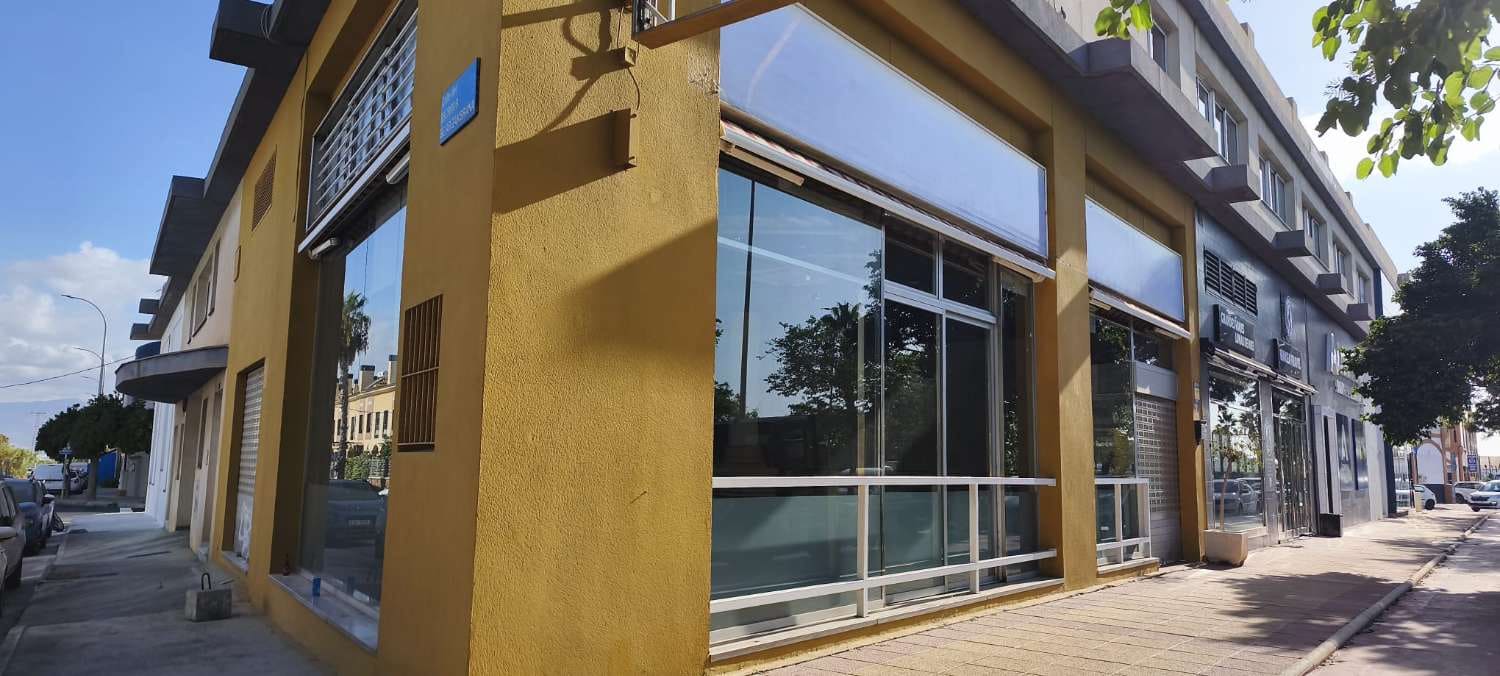 Commercial for rent in Malaga city - € 2,000 (Ref: 4087627)