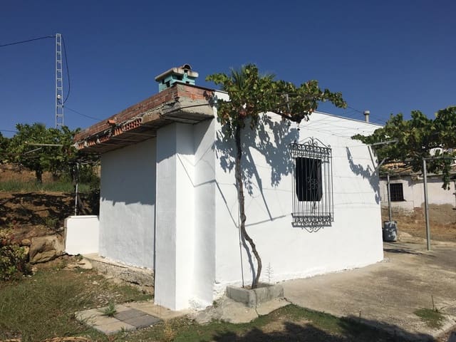 Finca/Landhuis te koop in Pizarra met zwembad - € 160.000 (Ref: 4397136)