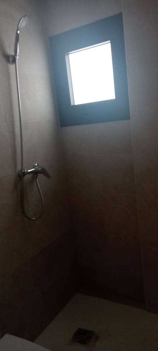 Erhverv til leje i Alhaurin de la Torre - € 700 (Ref: 5843411)