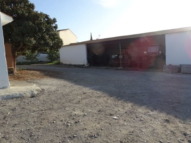 Mark till salu i Alhaurín de la Torre - 680 000 € (Ref: 5926817)