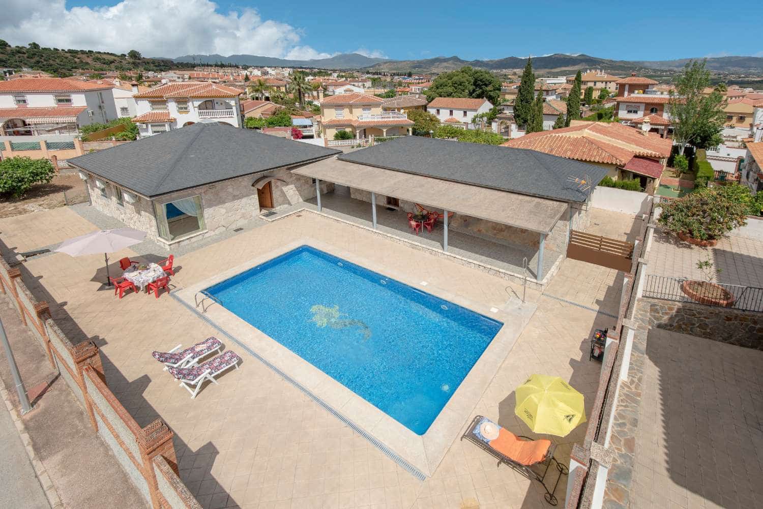 5 soveværelse Villa til salg i Alhaurin de la Torre med swimmingpool - € 675.000 (Ref: 6254854)