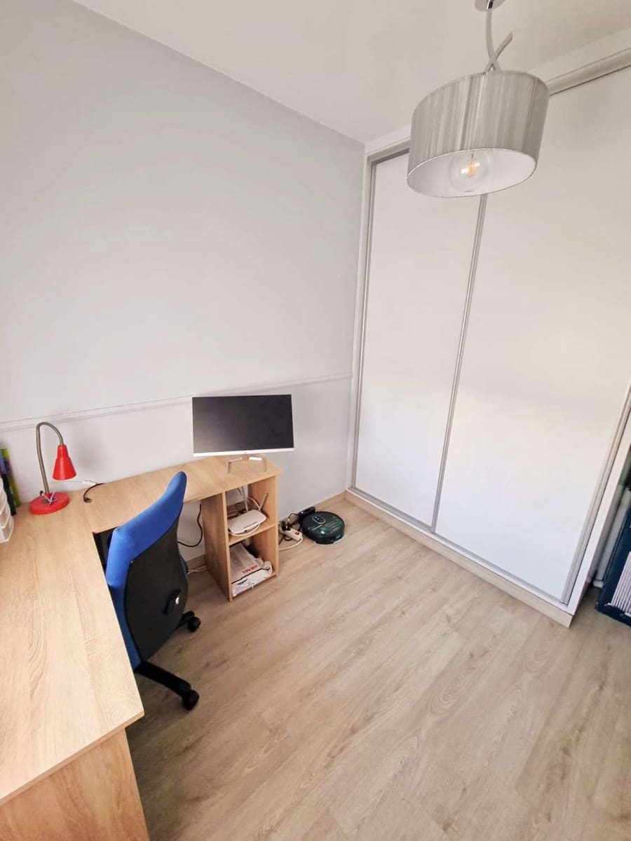 2 bedroom Flat for rent in Alhaurin de la Torre with garage - € 950 (Ref: 7058806)